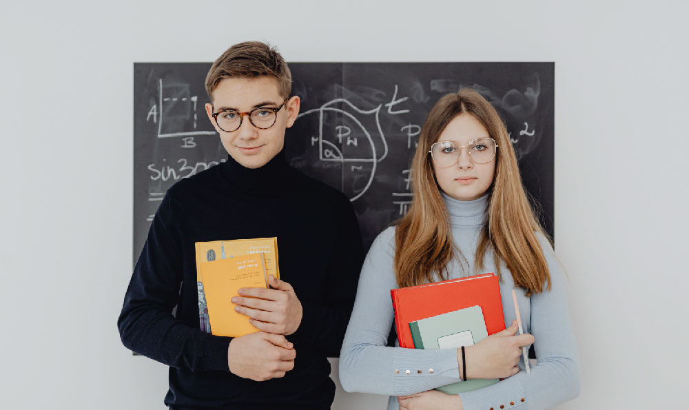 涿州高新区学校和双语学校对比