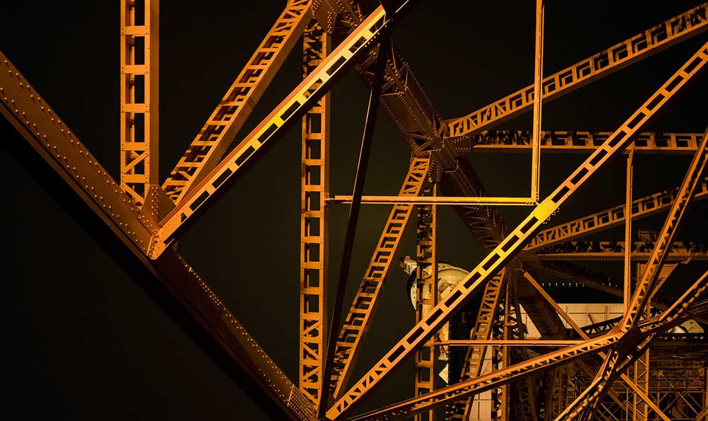 建筑建材業藏著的機會與坑：2026年還值得重倉嗎