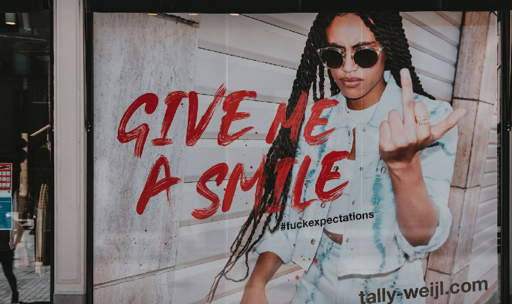 嘉士伯啤酒广告语