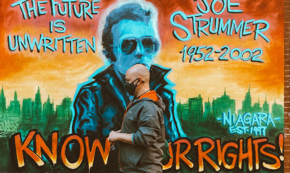 户外广告机价格