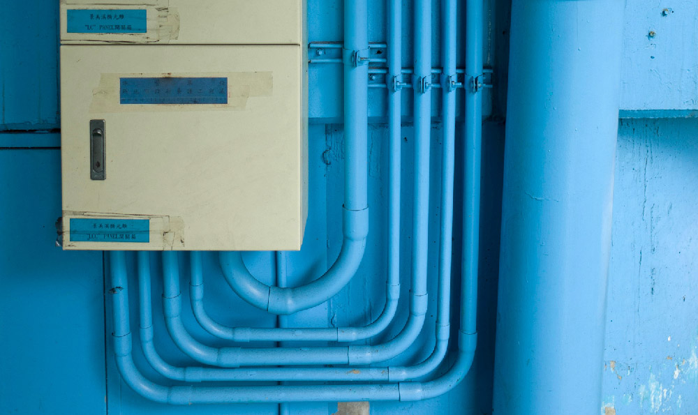 环压管件和承插焊管件的区别