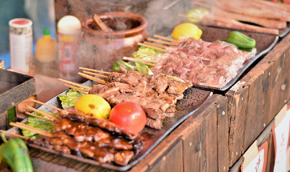 地摊卖手机配件，摆地摊卖手机配件