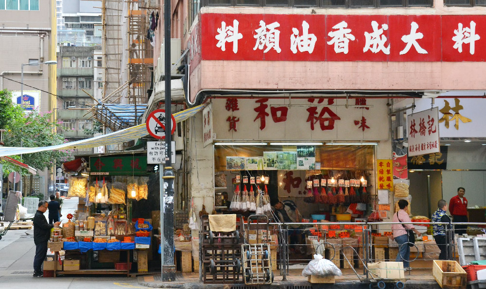 地摊二龙腾飞卤肉包，一元一串的热卤怎样加盟