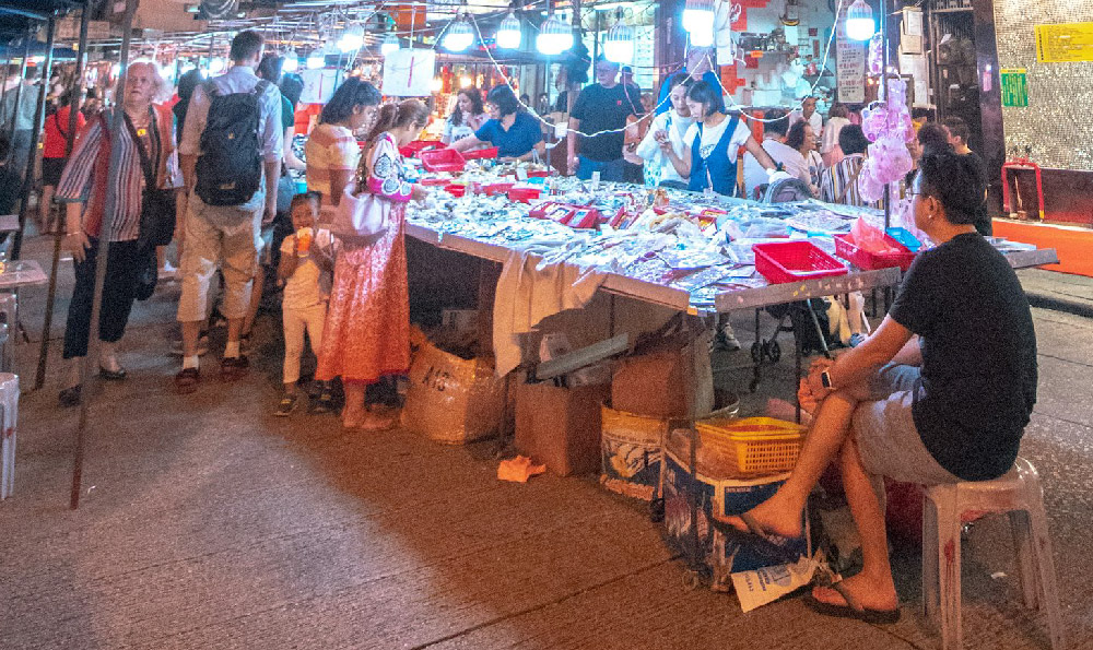 摆地摊对人体的好处（摆地摊对人体的好处和坏处）