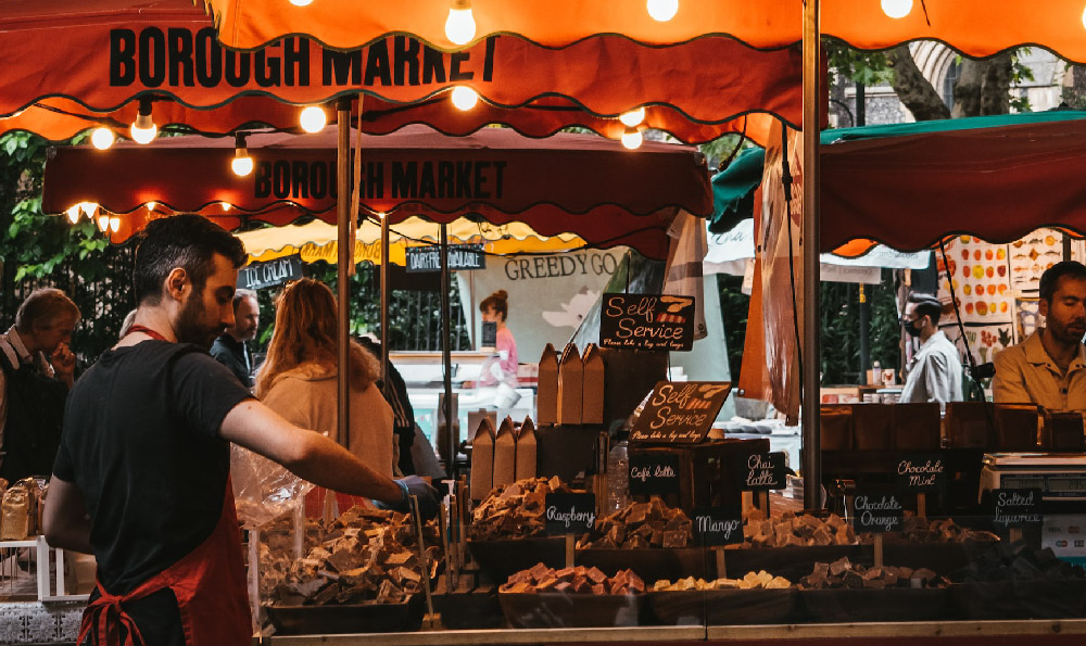 地摊充电灯电池容量