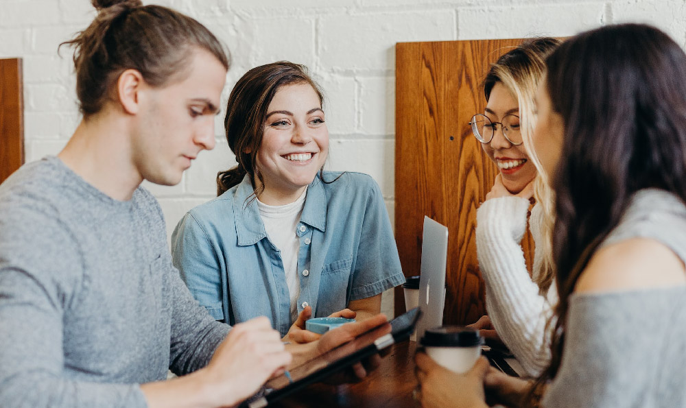 点名念错名字的笑话