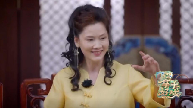 何赛飞真人秀综艺首秀 何赛飞真人秀综艺首秀