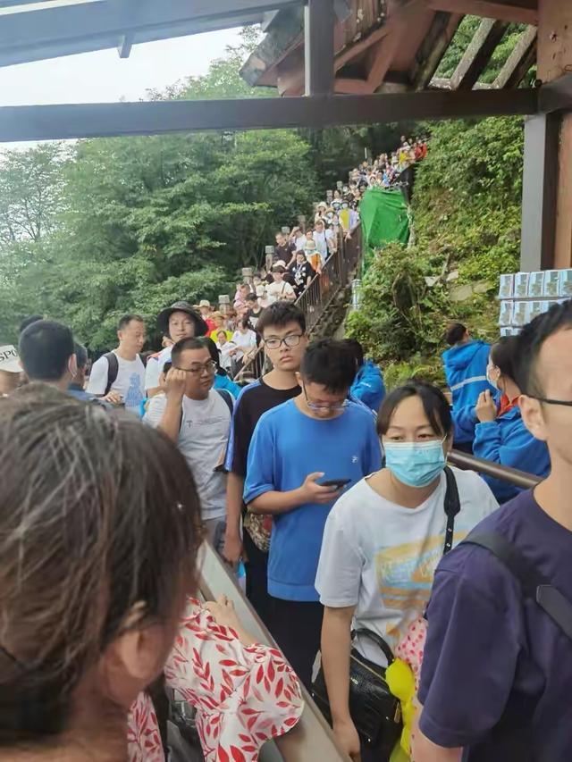 谁“偷走”了5A景区的游客