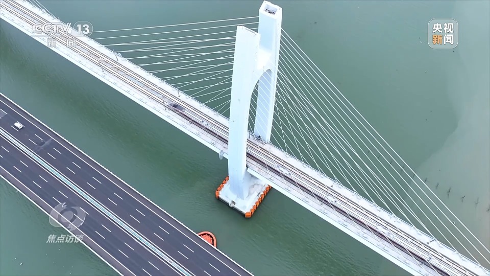 CR450动车组跑出中国创新“加速度” CR450动车组跑出中国创新“加速度”