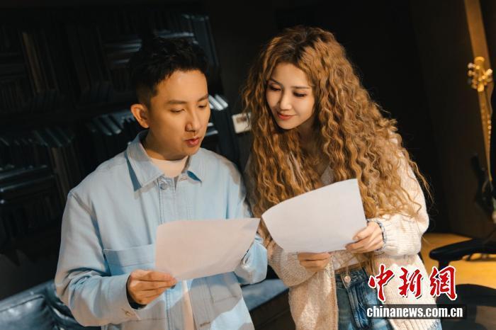 台湾IP涌入《没出息》评论区