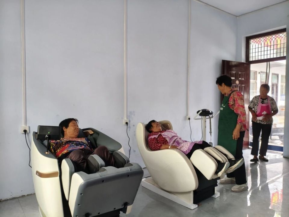 95后村支书把留守村变网红村 95后村支书把留守村变网红村