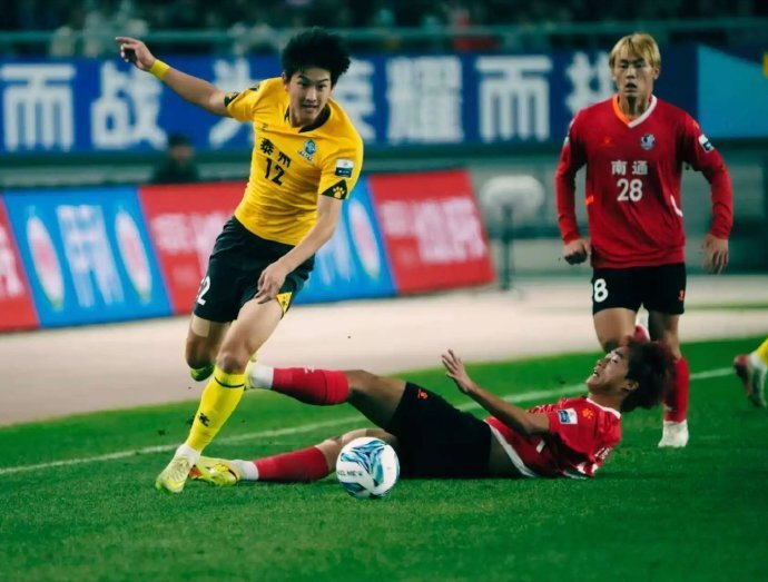 泰州点球大战胜南通夺苏超冠军