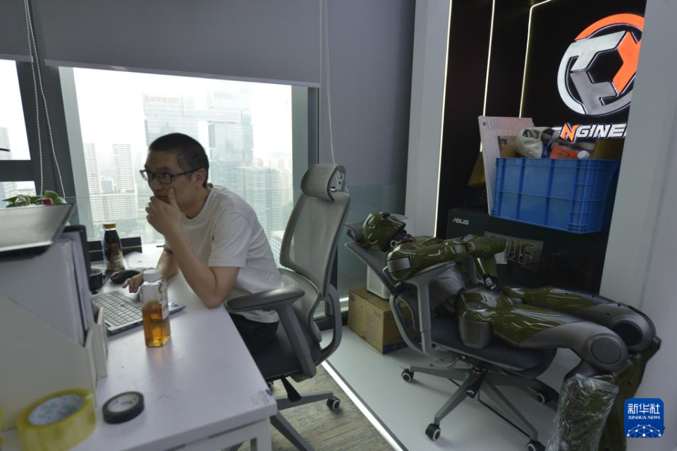 人形机器人为啥进步“神速”？