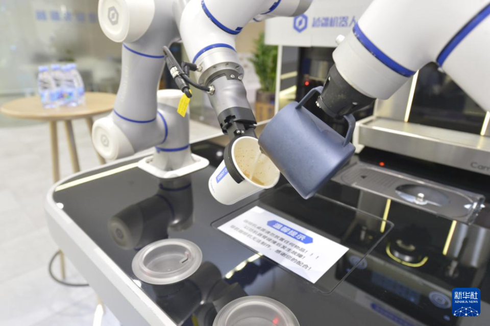 人形机器人为啥进步“神速”？