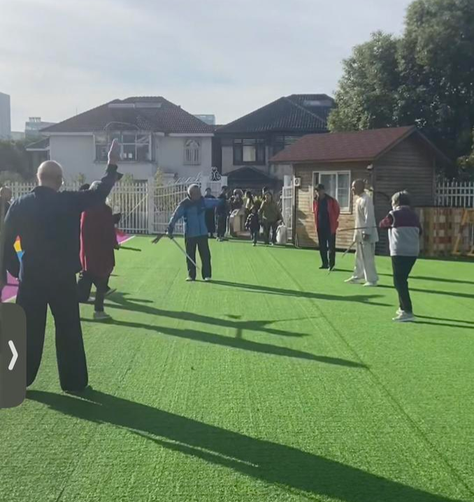 谁让舞剑老人进的幼儿园