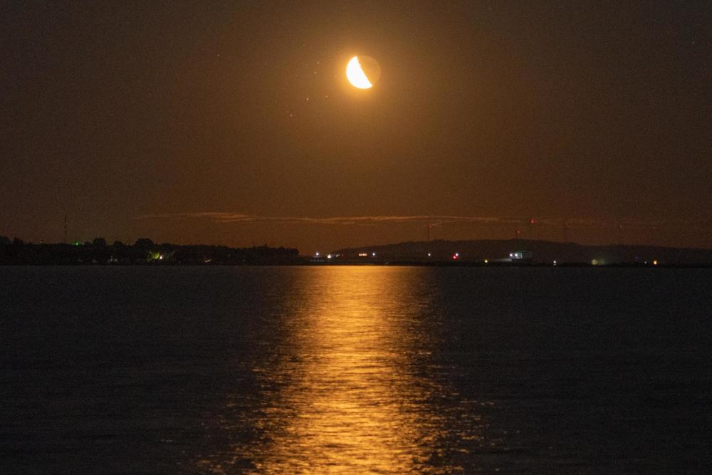 11月6日上演月掩昴星团