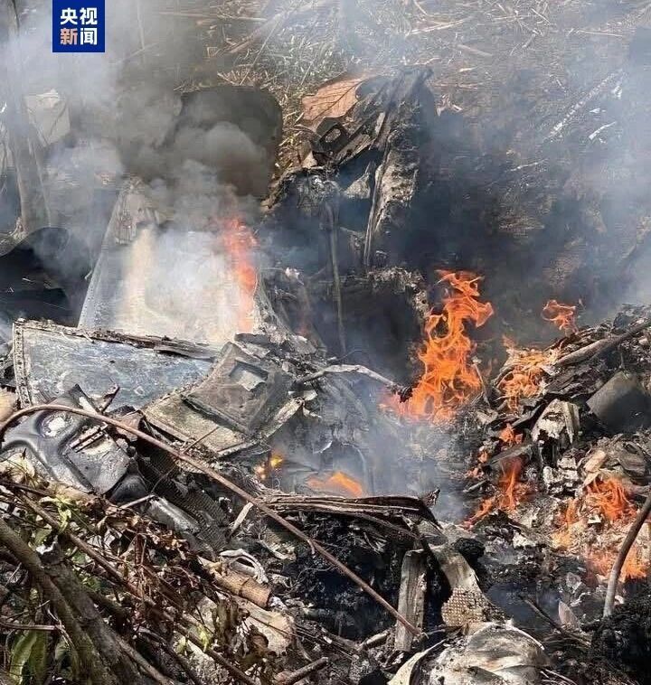 菲军方：坠毁直升机载有5名空军人员