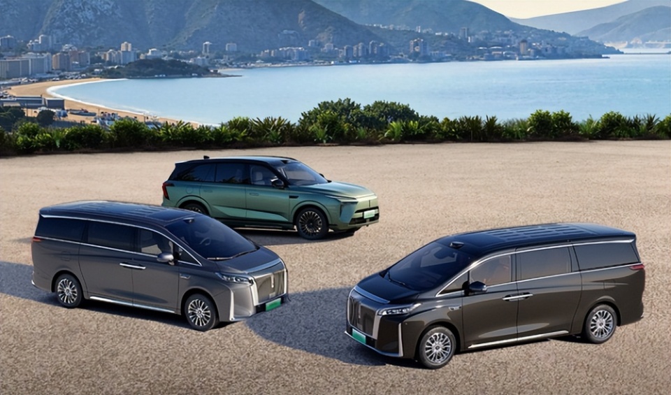 魏建军为梦泪解锁“新装备”