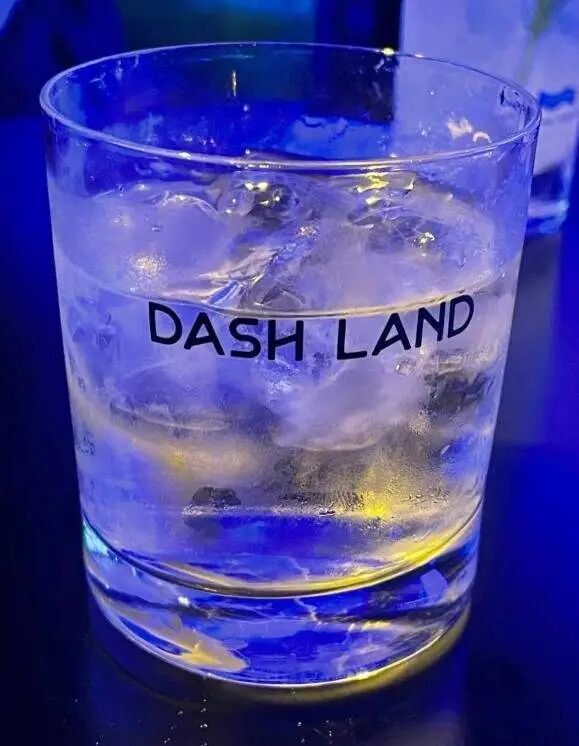 上海一杯“水”售价28元？店家回应