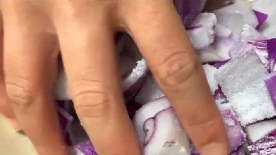 90岁奶奶分享长寿秘诀：每天吃洋葱