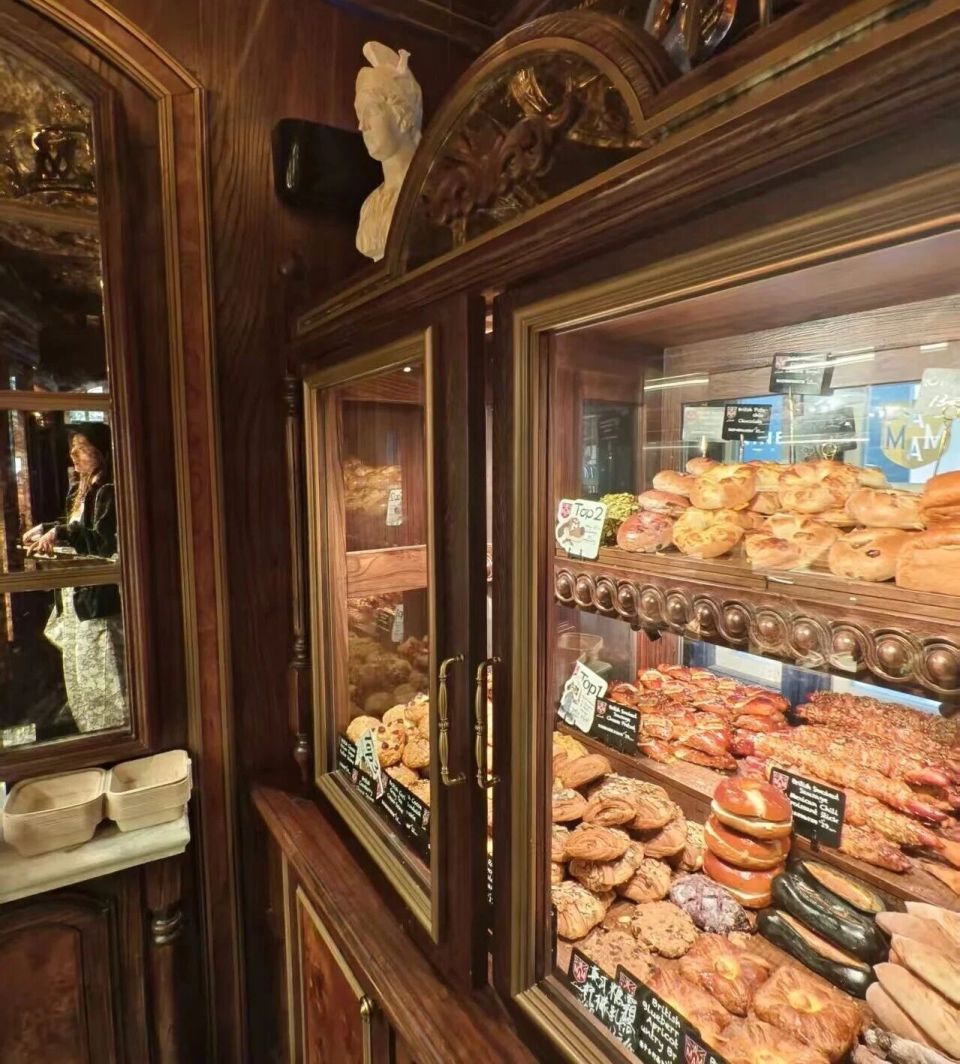 35元一个的面包在四线小城杀疯了