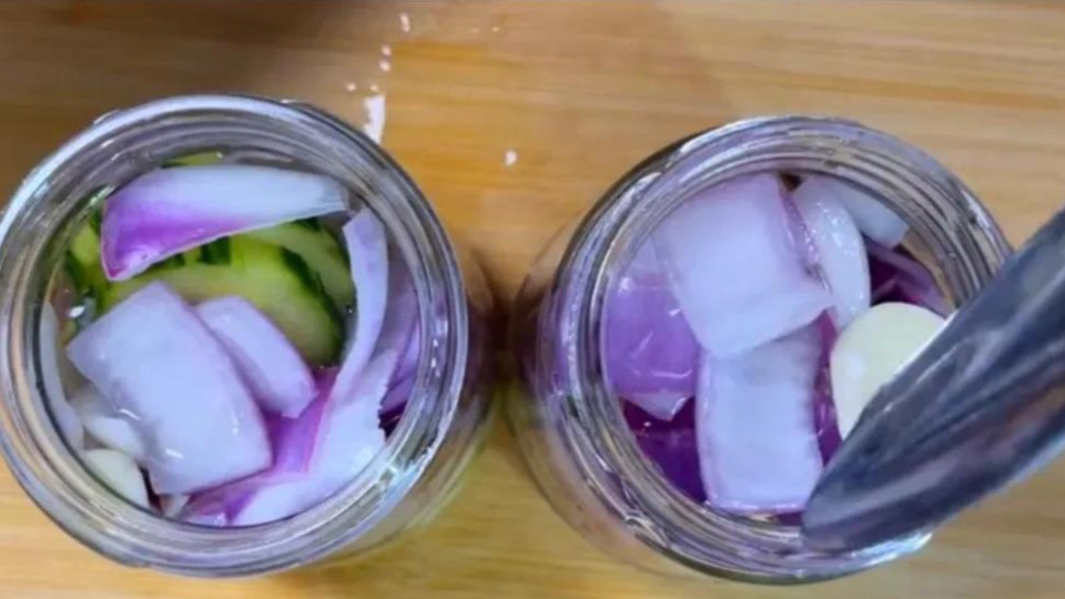 90岁奶奶分享长寿秘诀：每天吃洋葱