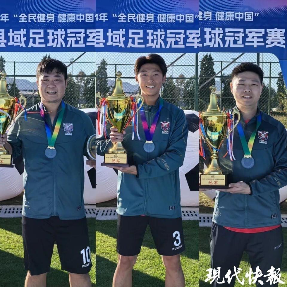 泰州夺冠后路牌都在炫耀