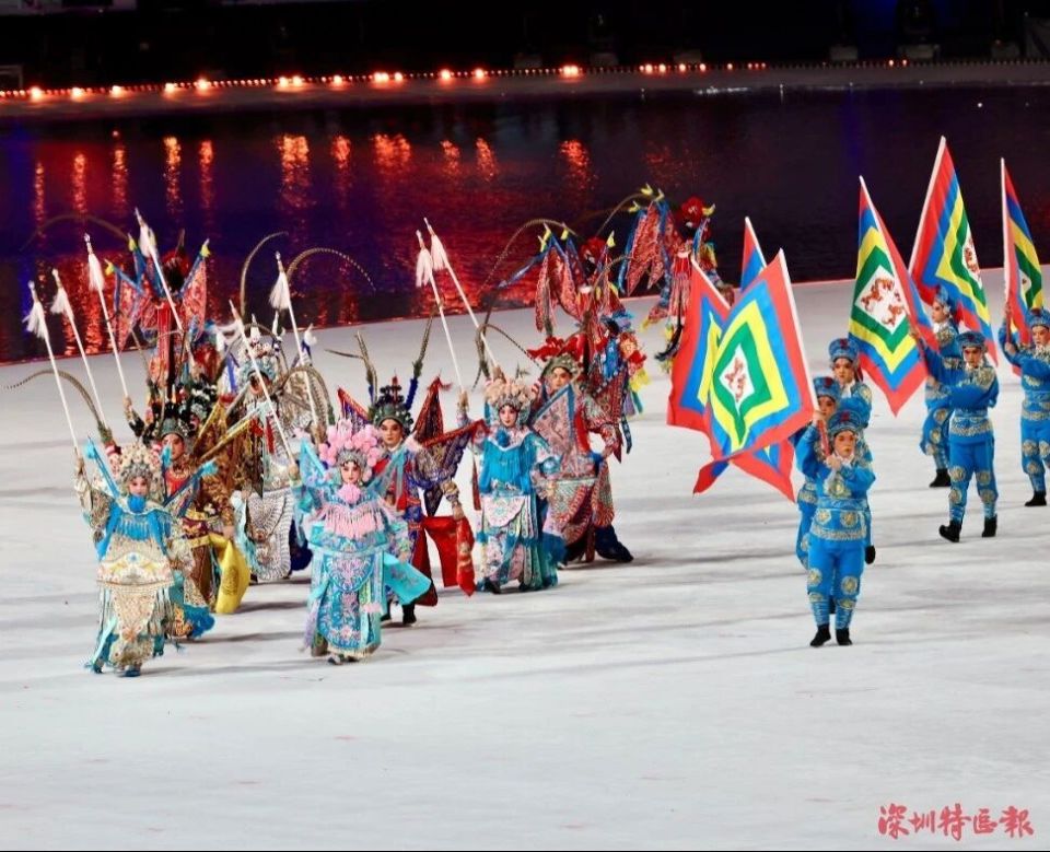 全运会开幕式观众热情欢呼声浪滔天