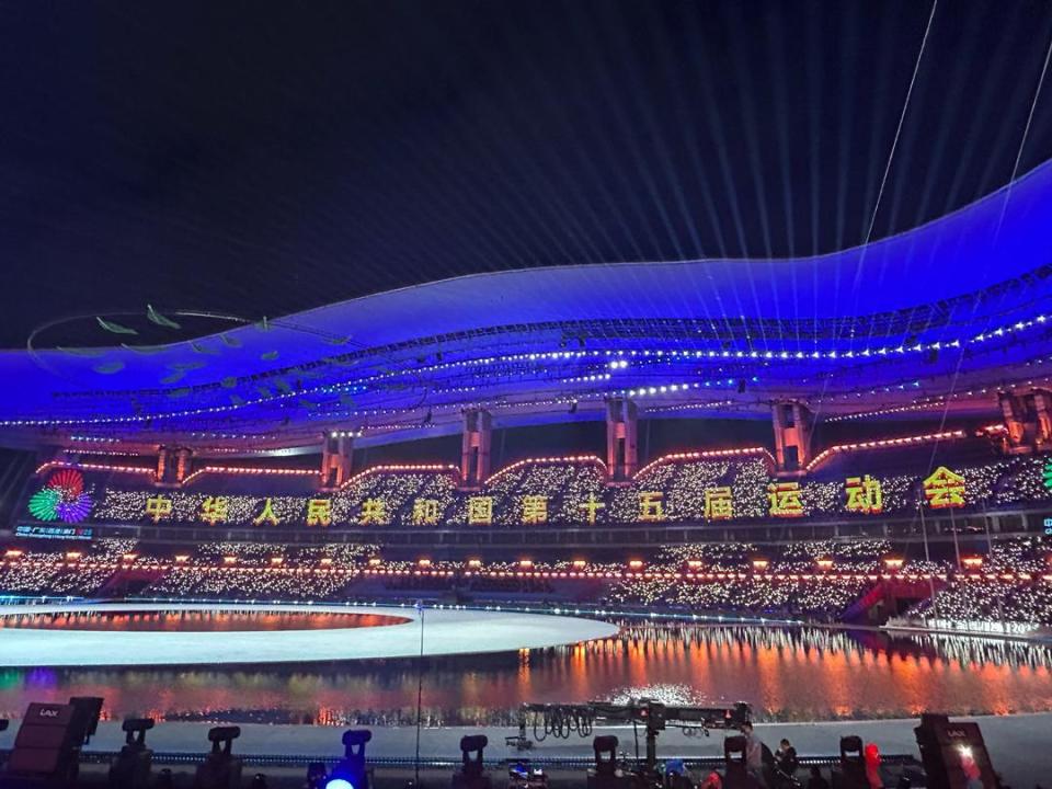 全运会开幕式暖场响起《朋友》