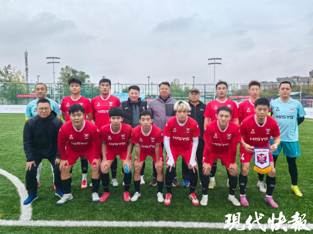 泰州夺冠后路牌都在炫耀