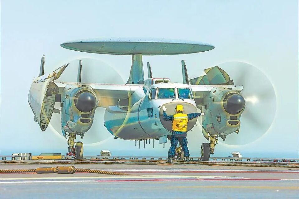 台退将建议：福建舰的母港选址台湾