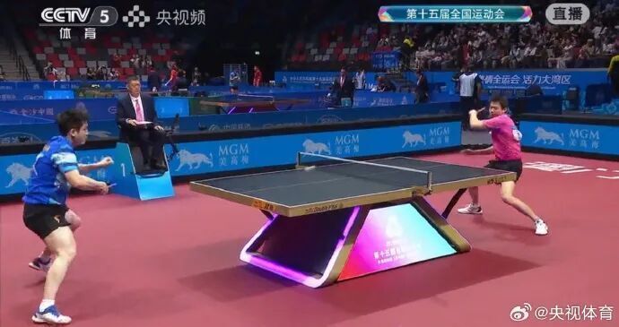 樊振东迎全运会开门红4-0周雨