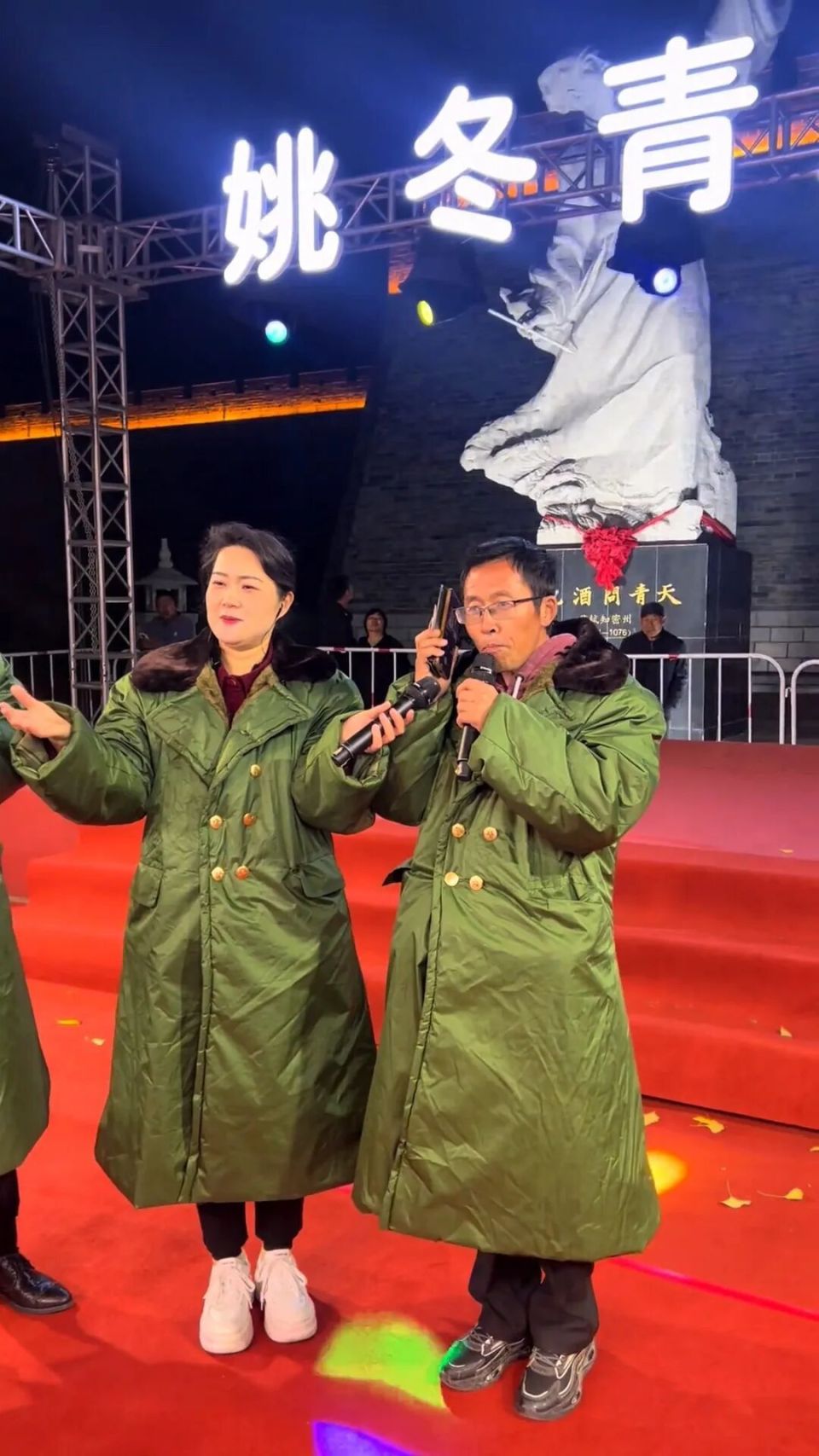 农民歌手李根去世年仅43岁