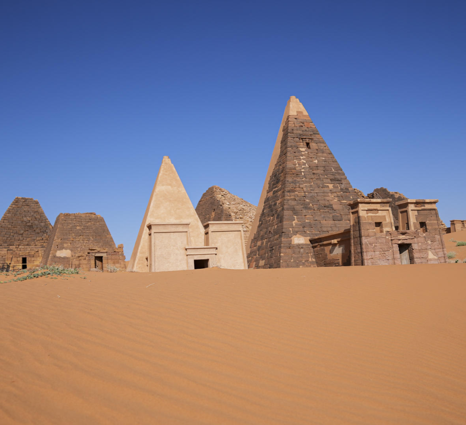 原来金字塔数量最多的国家不是埃及