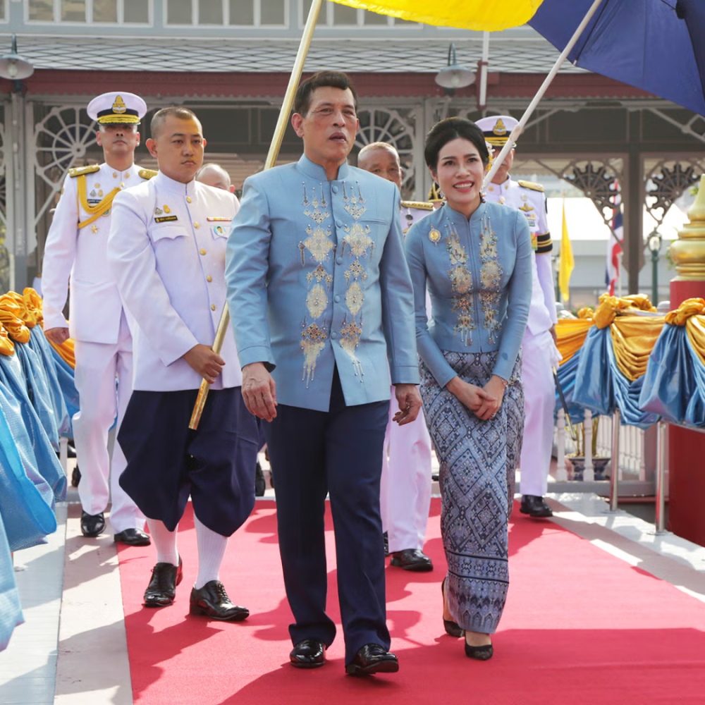 泰国国王与王后现身北京故宫游览