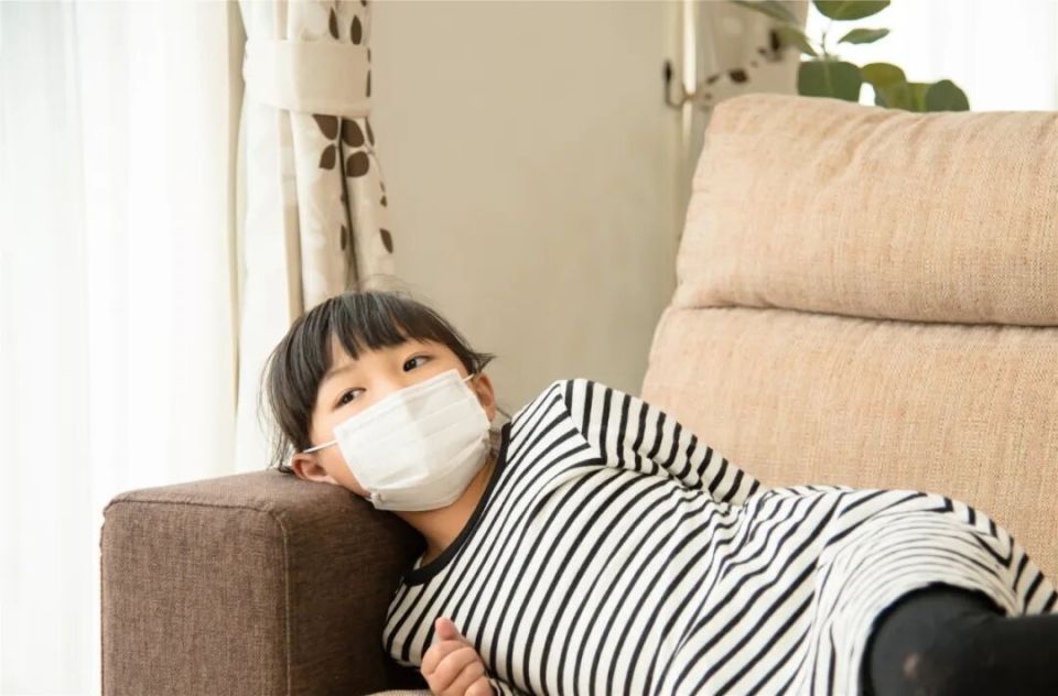 4岁女孩高烧40℃腿疼确诊甲流