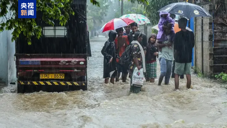 斯里蘭卡總統宣布全國進(jìn)入緊急狀態(tài)
