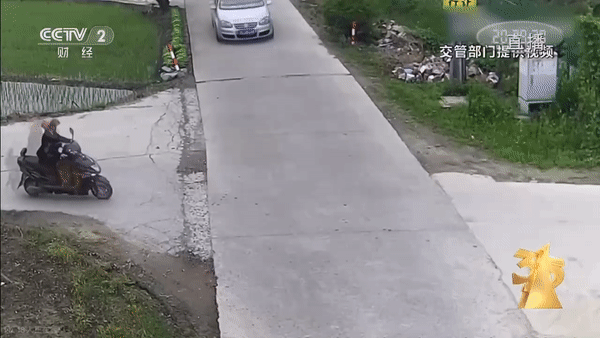 求求你别再用电动车“挡风被”了