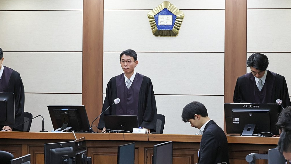 韓國檢方要求判金建希15年刑期