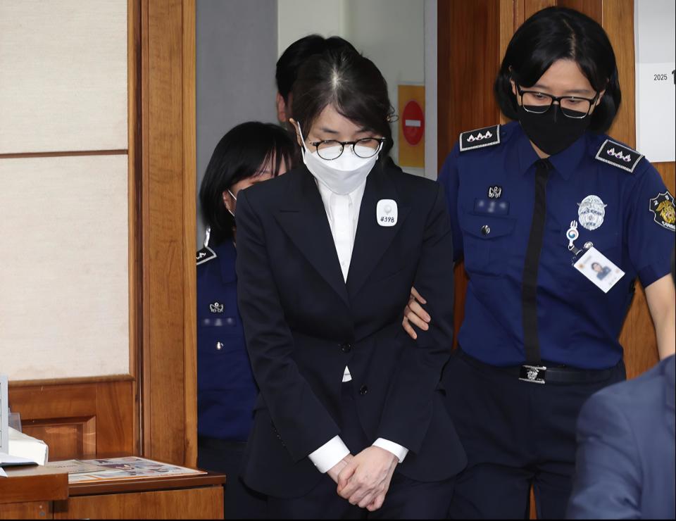 韩国检方要求判金建希15年刑期