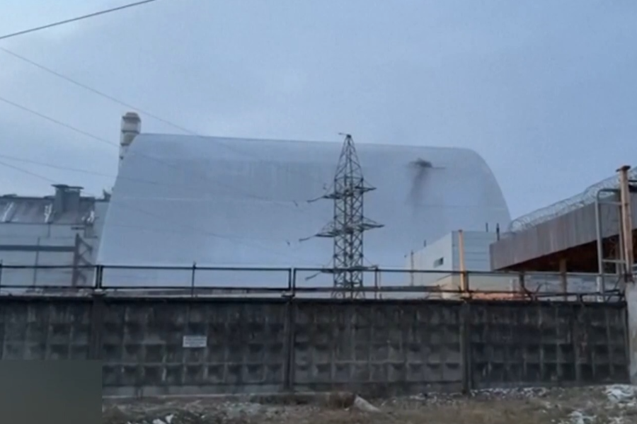 切尔诺贝利核电站保护罩受损