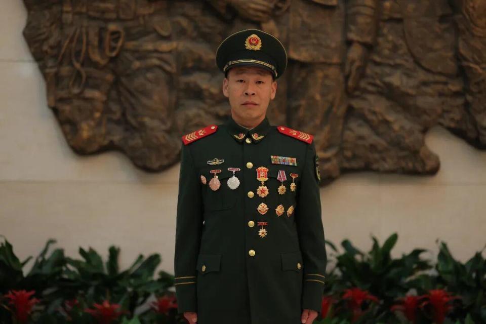 35名“兵王”照片公布