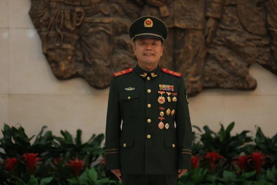 35名“兵王”照片公布