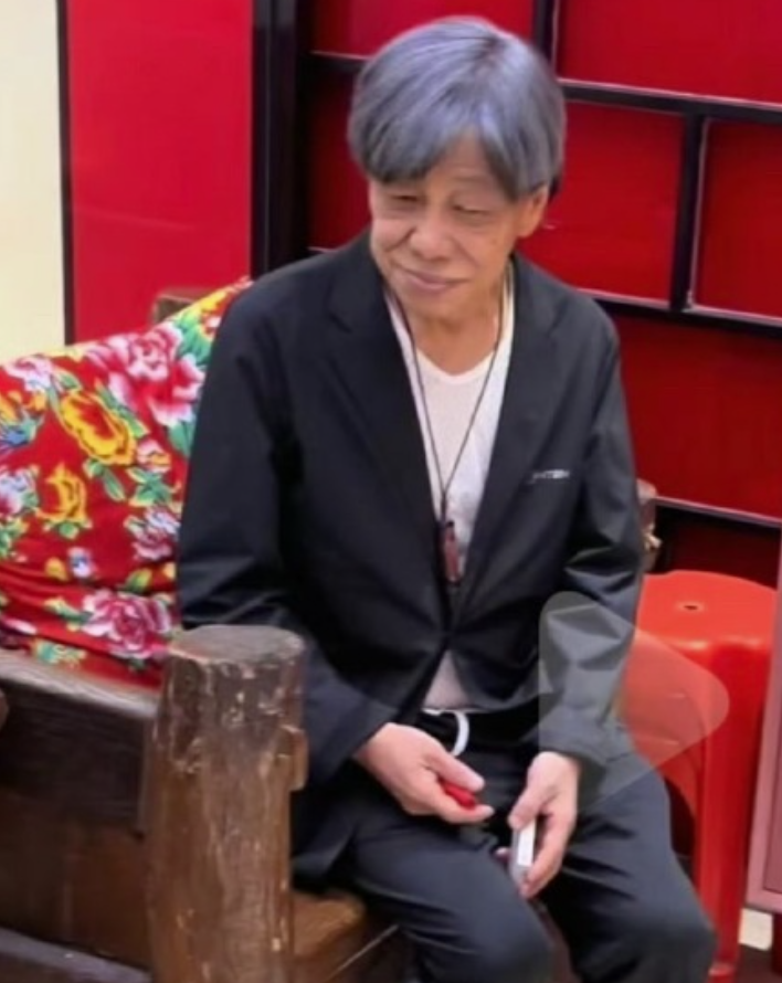 “香港四小龙”又少一龙