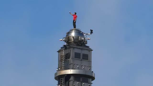 亚历克斯霍诺德回应徒手爬台北101