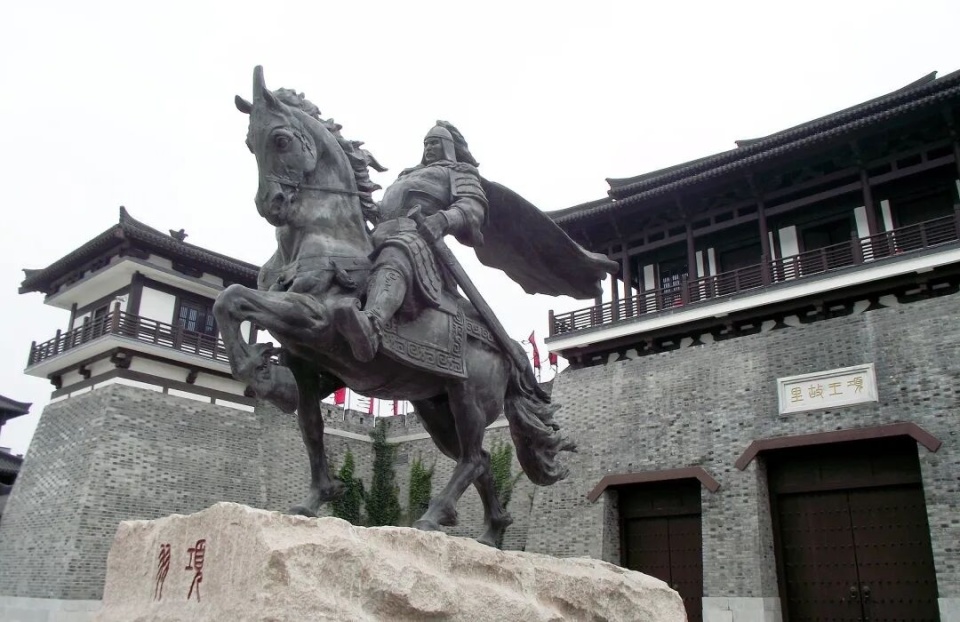 景区日薪800元招不到“项羽”演员