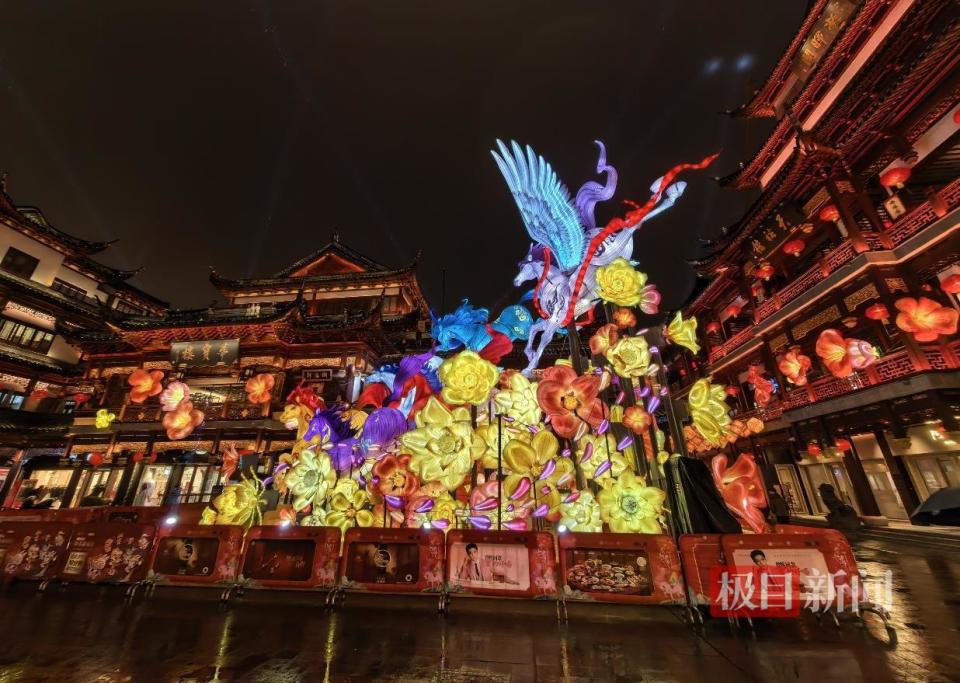 英首相在上海买蝴蝶酥品中国茶