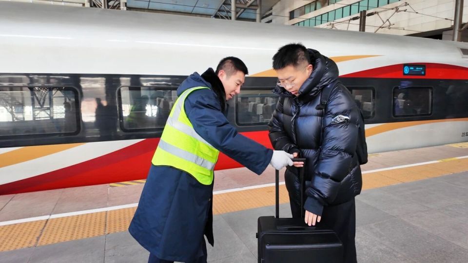 火車站新增的這些柜子是干什么的