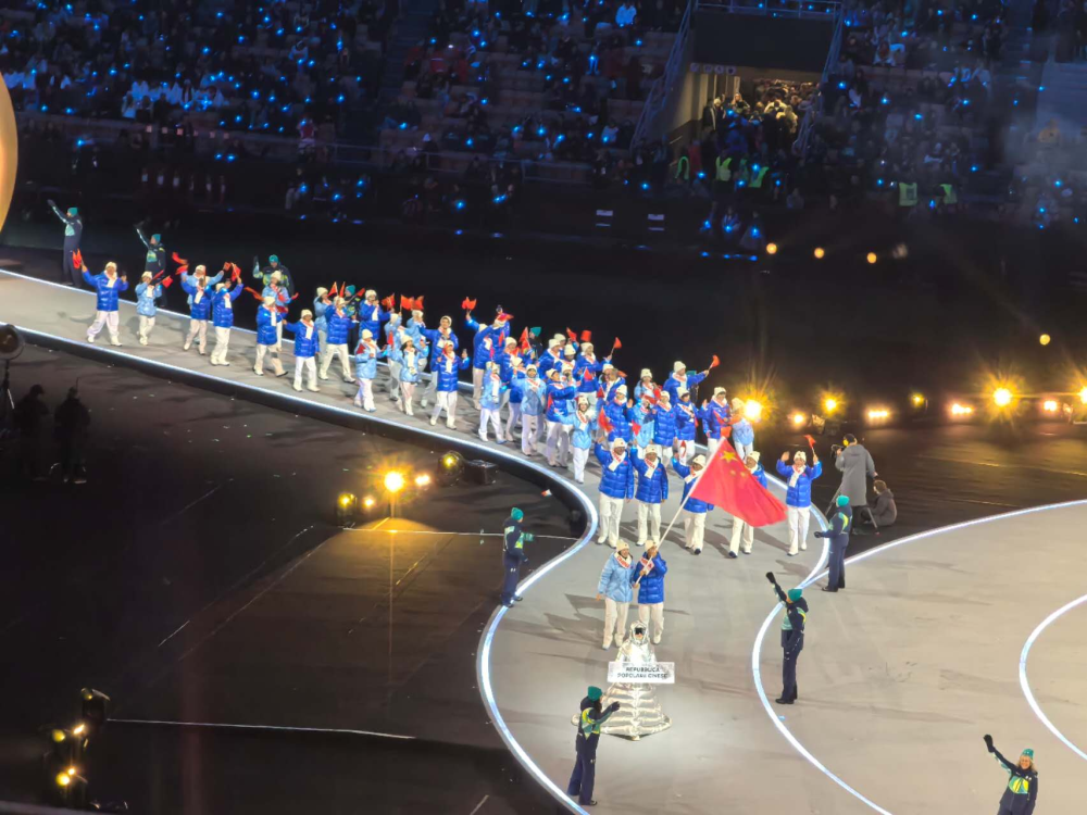 中國(guó)體育代表團(tuán)入場(chǎng)