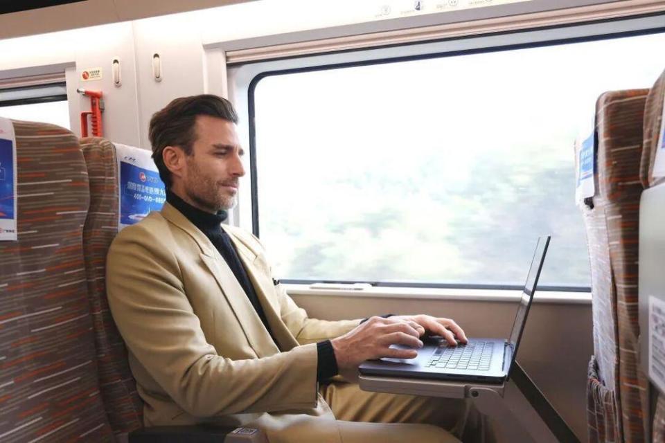 外国人也赶春运ChinaTravel说走就走